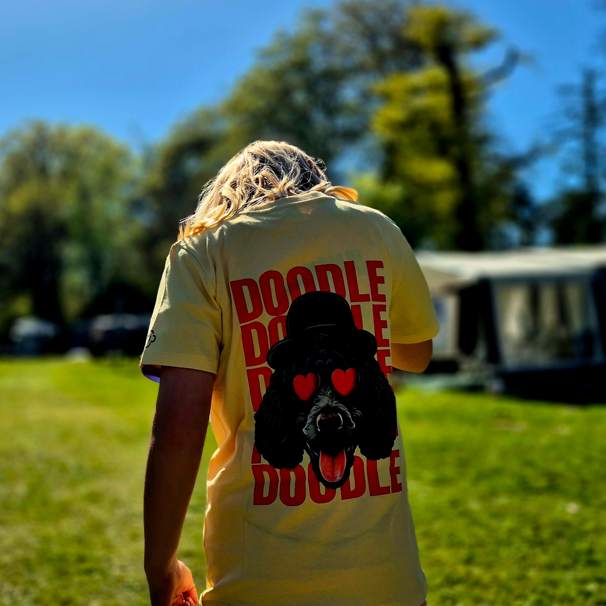 Lovadoodle | T-shirt
