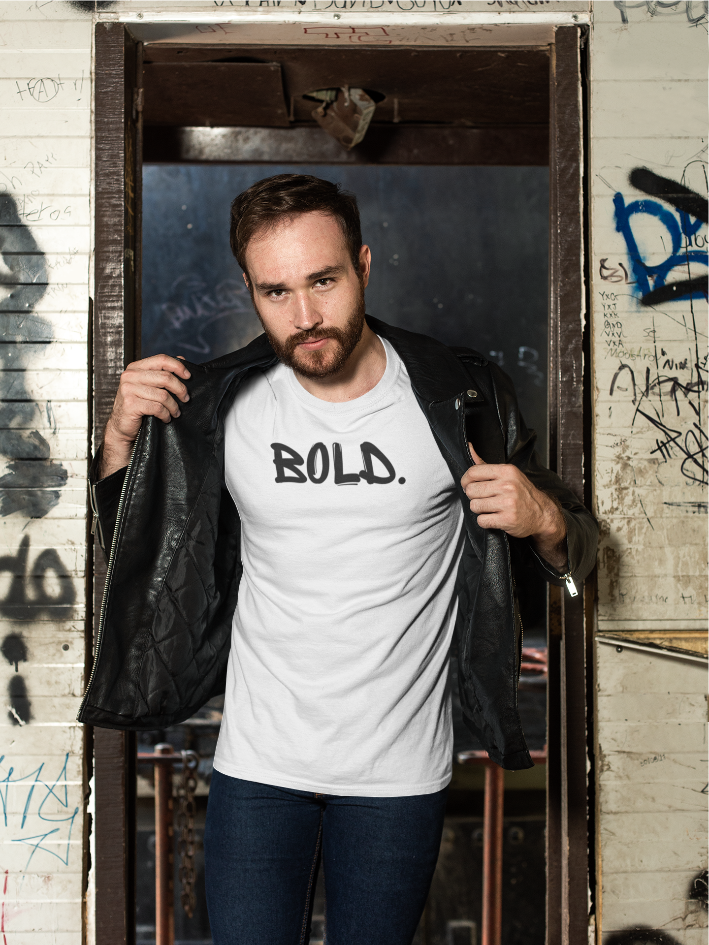 Bold. | T-shirt